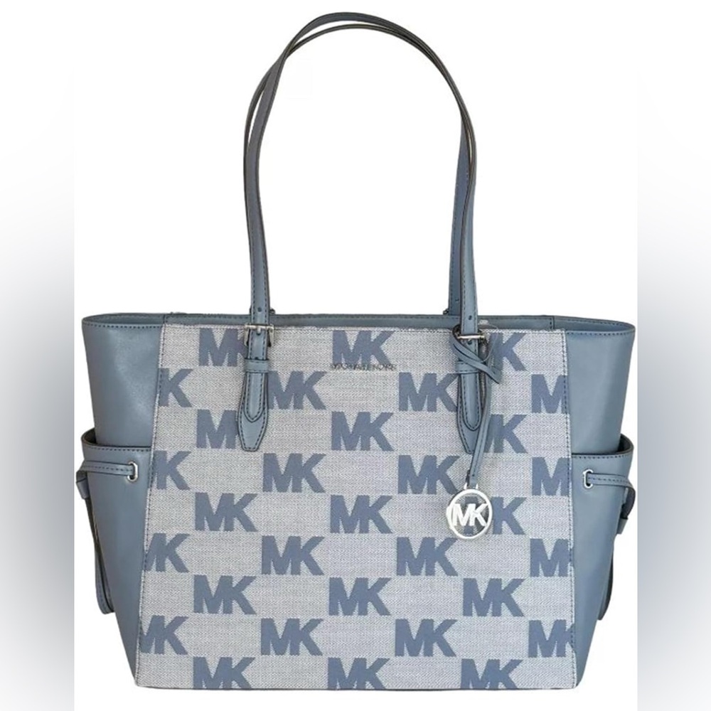 Michael Kors Gilly Large Drawstring Tote Bag + Flat Phone Case Wallet Combo Set